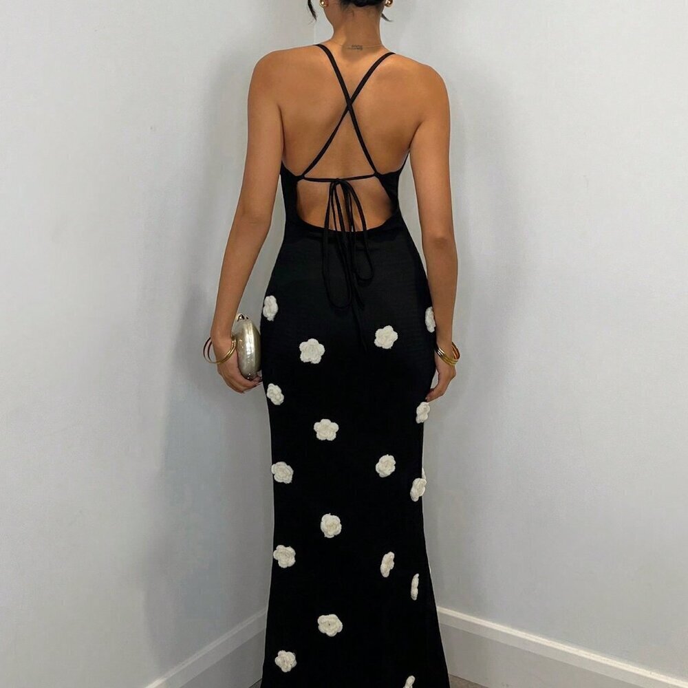Black Sexy Women's Elegant Crochet 3d Floral Contrast Color Backless Dress - Picture 2 of 5